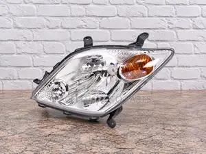 Depo Headlight for Toyota IST (2002-2005)