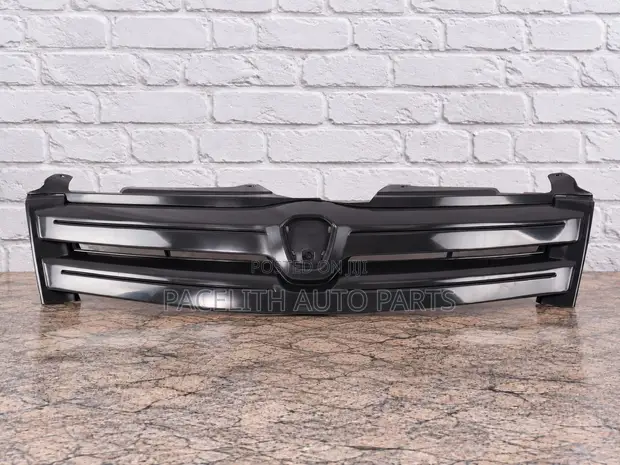 Toyota IST Front Grille (2003-2005) - 1