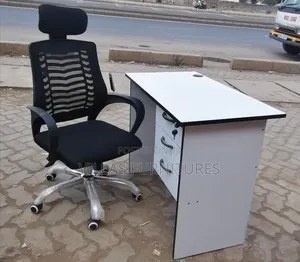 Boss Office Products Librarian Reading Set & Desk