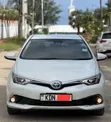 Toyota Auris Hybrid 2016 Pearl - 1