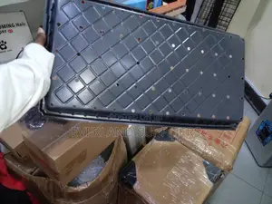 Strong-Bottom Perforated Hydroponic Trays