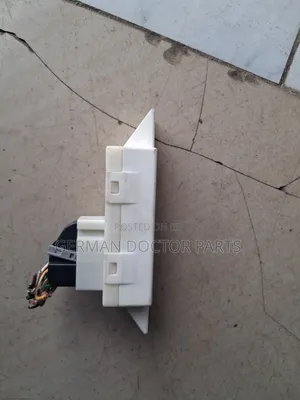 Mercedes-Benz W166 Electronic Fuel Pump Control Module
