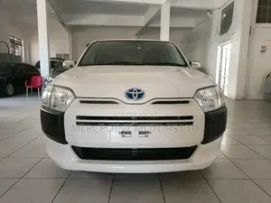 Toyota Probox 1.5 Hybrid GL 2020 - White