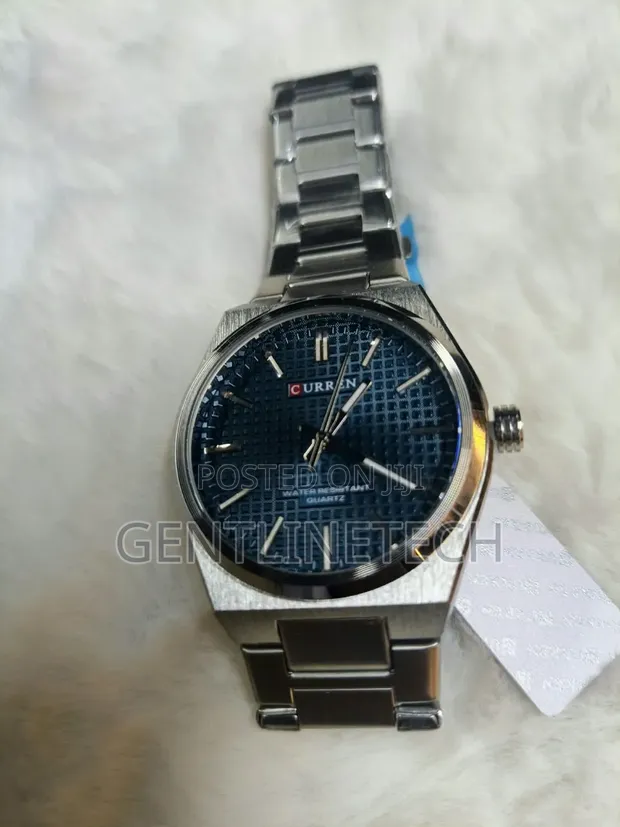 Curren 8439 Silver Strap Watch - 1