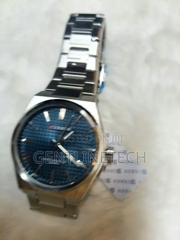 Curren 8439 Classic Men's Wristwatch - 1