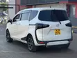 Toyota Sienta 2016 Nyeupe - 1