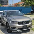 Volvo XC40 T5 Petrol AWD 2019 Dhahabu - 3