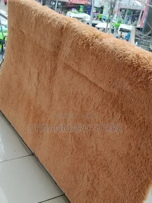 Carpet Mbichi ya Kuvutia 7x10 - KES 3,066