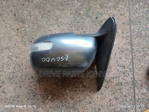 Suzuki Escudo Sidemirror - Used - 1