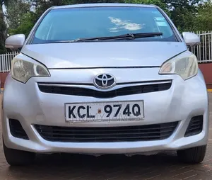 Toyota Ractis 2011 Silver