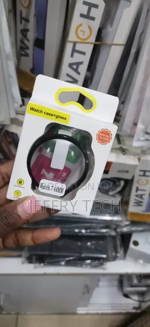 Galaxy Watch 7 44mm Kesi Nyeusi & Kioo cha Kinga