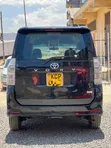 Toyota Voxy 2010 Black - 4