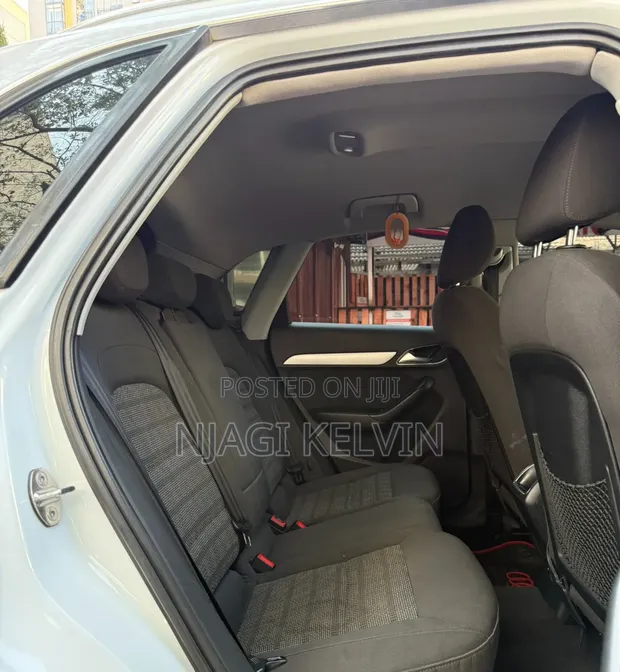 Audi Q3 2015 - 1