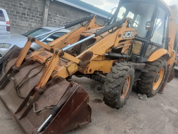 JCB Excavator Buckle - Imetumika Kenya - 1