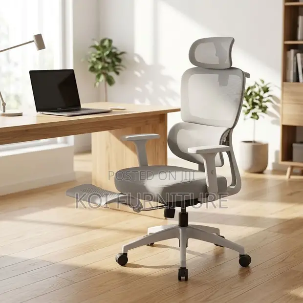 Executive Chair with Orthopedic Footrest - White - 1