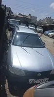 Nissan Advan 2002 Nyeupe - 3