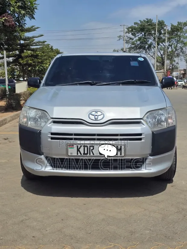 Toyota Probox 2018 Nyeusi - 1