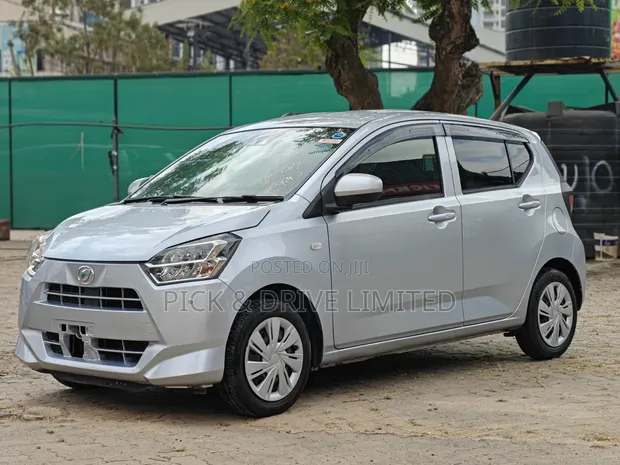 Daihatsu Mira eS 2019 Nyeupe - 1