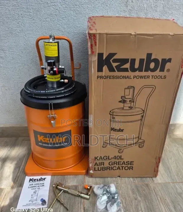Kzubr Pneumatic 40L Air Grease Lubricator Bucket - 1