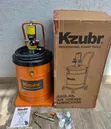 Kzubr Pneumatic 40L Air Grease Lubricator Bucket - 1