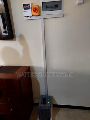 Vestwoods Kituo cha Nguvu cha Kubebeka cha 600W