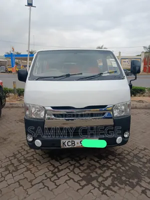 Toyota HiAce Van 2008