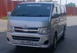 Toyota HiAce 2013 Nyeupe - 1