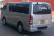 Toyota HiAce 2013 Nyeupe - 3