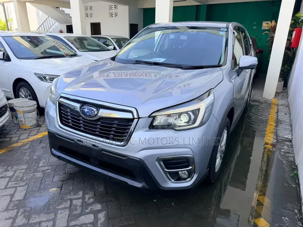 Subaru Forester Limited AWD 2020 Silver - 1