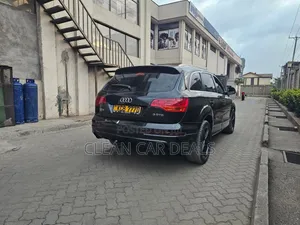 Audi Q7 S line 2008 Nyeusi