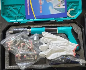 Concrete Nail Gun with 100 Nails