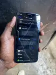 Apple iPhone XR 128GB Nyeusi - 3