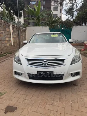 Nissan Skyline 250 GT 2017 White