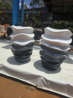 Wavy Spots Fibreflower Pot