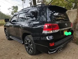 Toyota Land Cruiser 4.6 V8 ZX 2013 Black