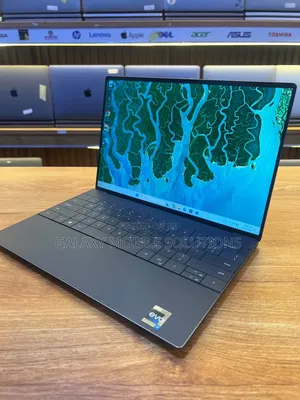 Laptop Dell XPS 13 9320 - Core i7, 16GB RAM, 512GB SSD