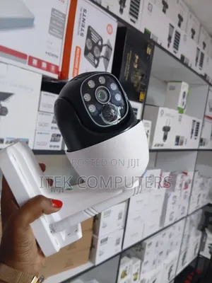Kamera ya CCTV ya SIM Card 4G kwa Usalama wa Duka