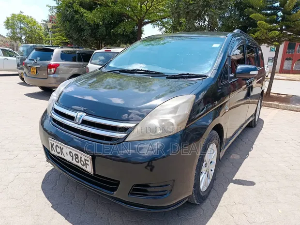 Toyota Isis 2010 Bluu - 1