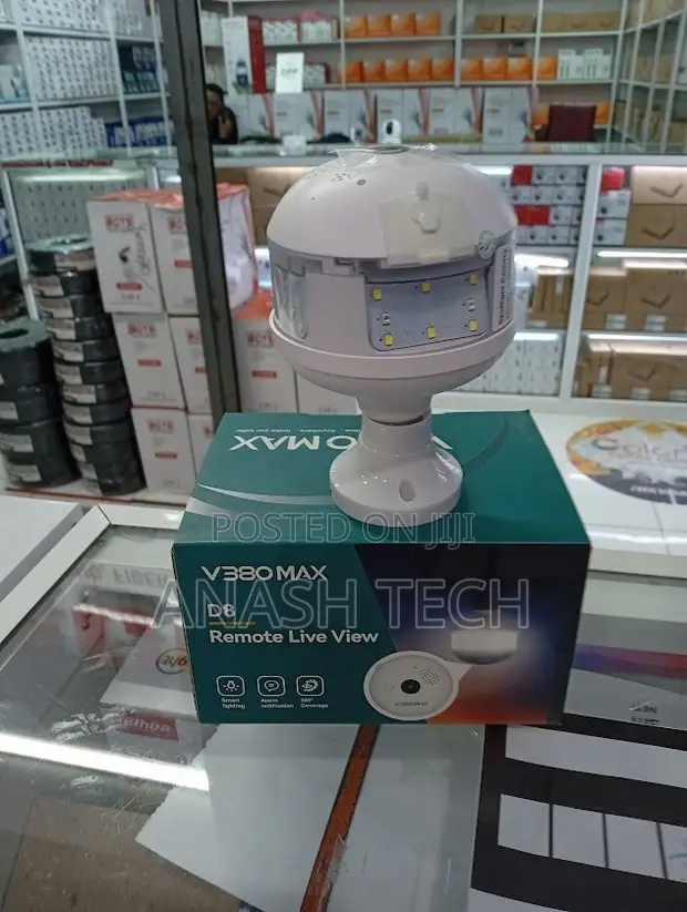 V380 Pro D8 Indoor Surveillance Camera (Light Bulb Style) - 1