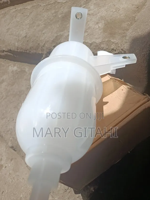 Toyota Hilux Vigo 1KD 2KD Engine Coolant Reservoir Tank - 1