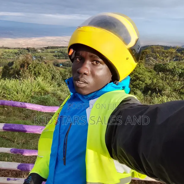 CV ya Mpanda Pikipiki - Molvin - 1