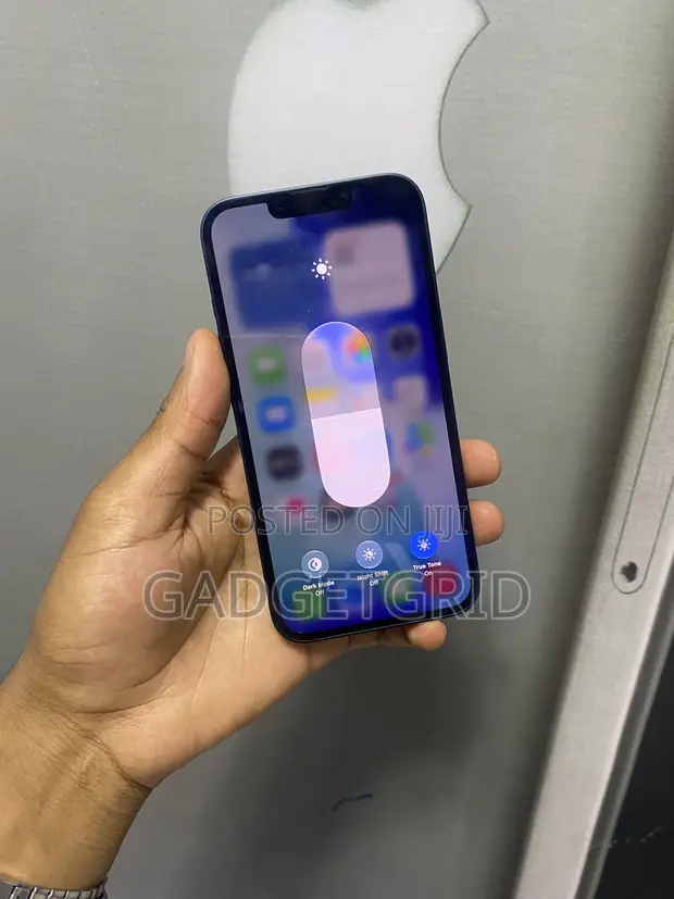 Apple iPhone 13 128GB Blue - 1