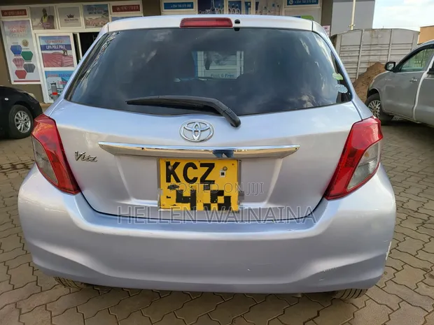 Toyota Vitz 2012 Pink - 1