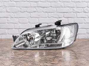 Depo Headlight kwa Mitsubishi Lancer Cedia CS3 (2000-2002)
