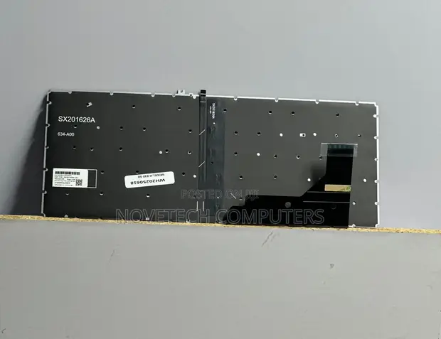 Kibodi ya HP EliteBook 830 G8 US yenye Backlit - 1
