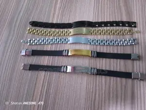 Branding ya Accessories na Gorgeous Graphics