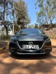 Mazda Axela 2017 Gray - 1