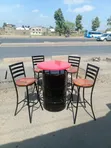 Seti ya Baa ya Mahogany: Viti vya Mviringo na Meza ya Ngoma - 1