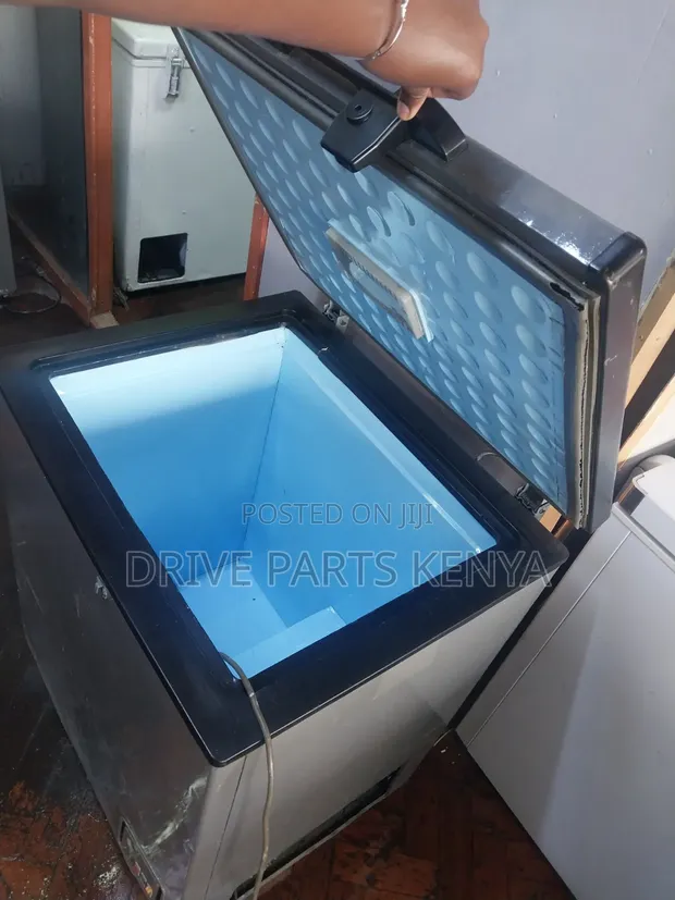 Premier Freezer ya Kifua Lita 150 - 1