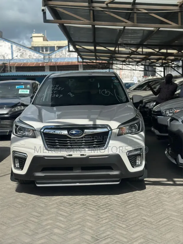 Subaru Forester 2020 White - 1